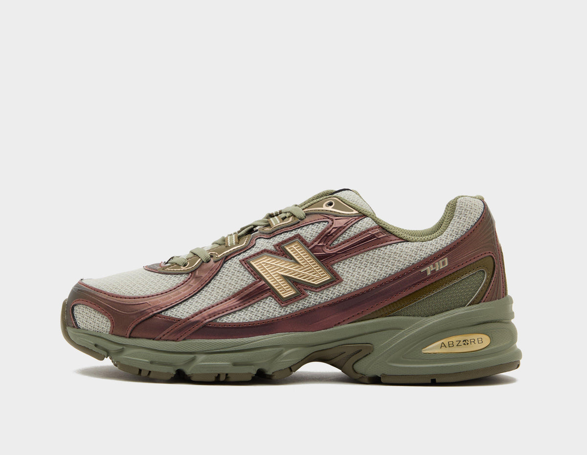 New Balance 740