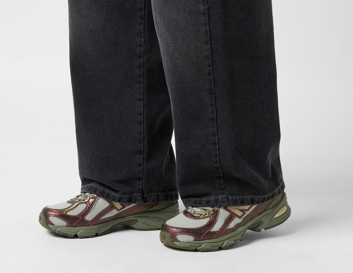 New Balance 740