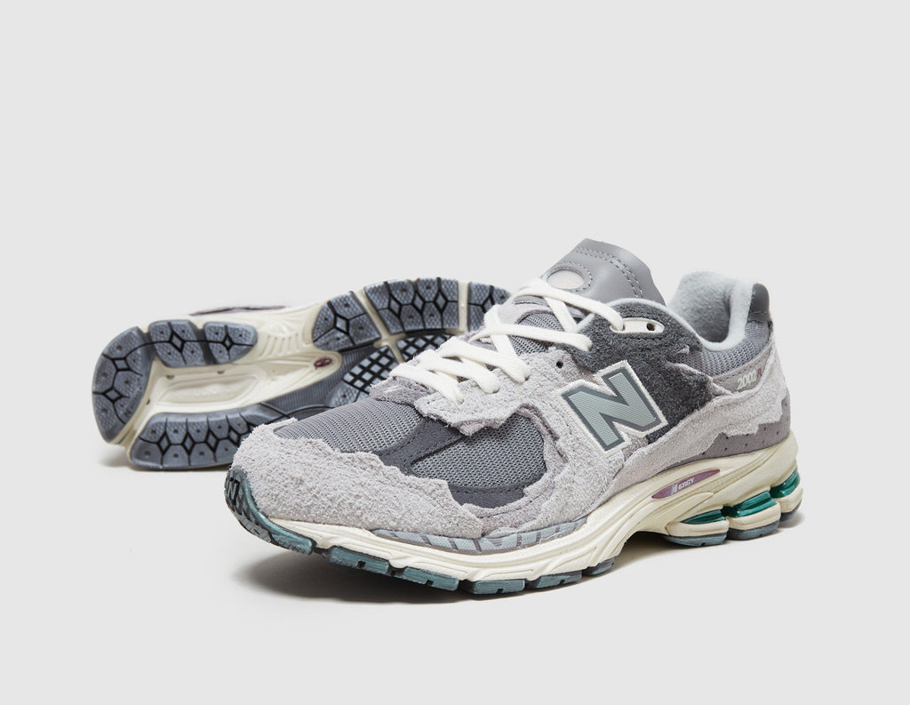 New Balance 2002R Protection Pack Women's
