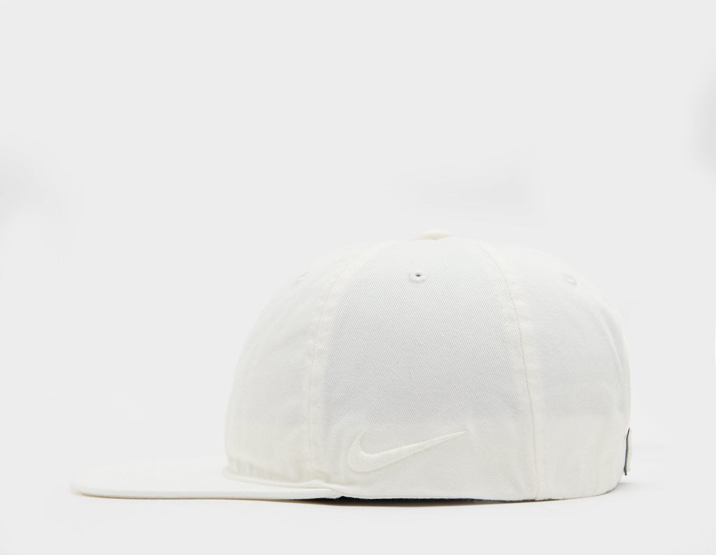 Nike Club Flat-Bill Cap