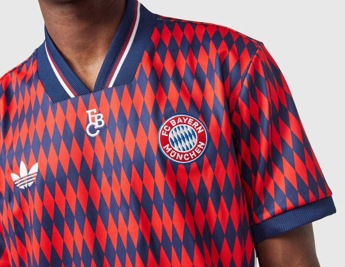 adidas Originals FC Bayern Munich LFSTLR Jersey