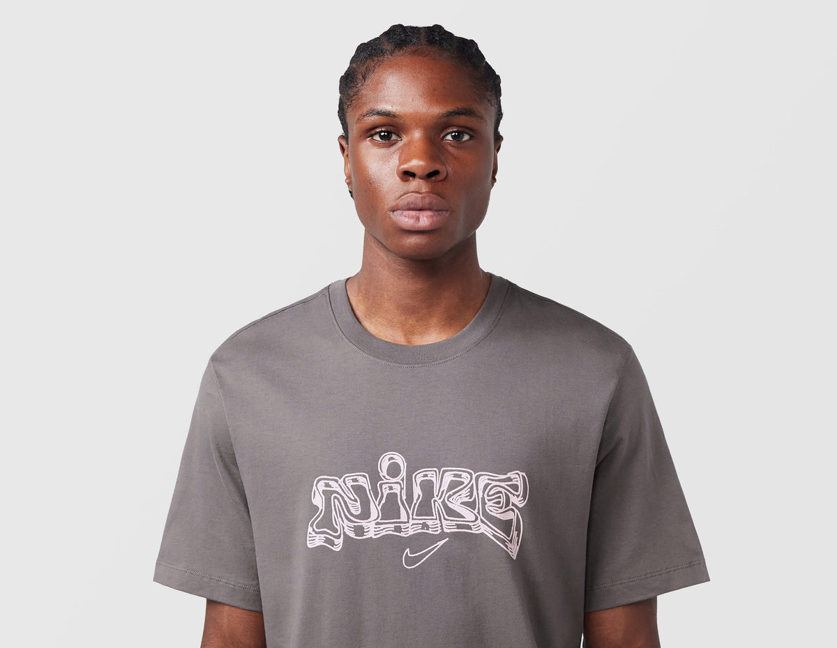 Nike Fitness Graphic T-Shirt