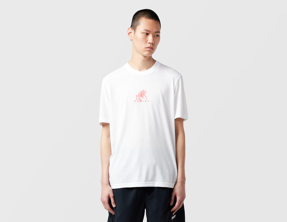 Beige Oakley Waterscape Frog T-Shirt – size? UK