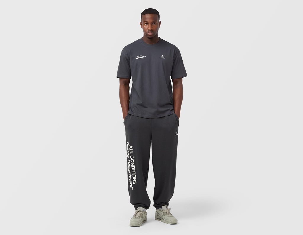 Nike ACG 'Tuff Fleece' Dri-FIT Race Day Joggers