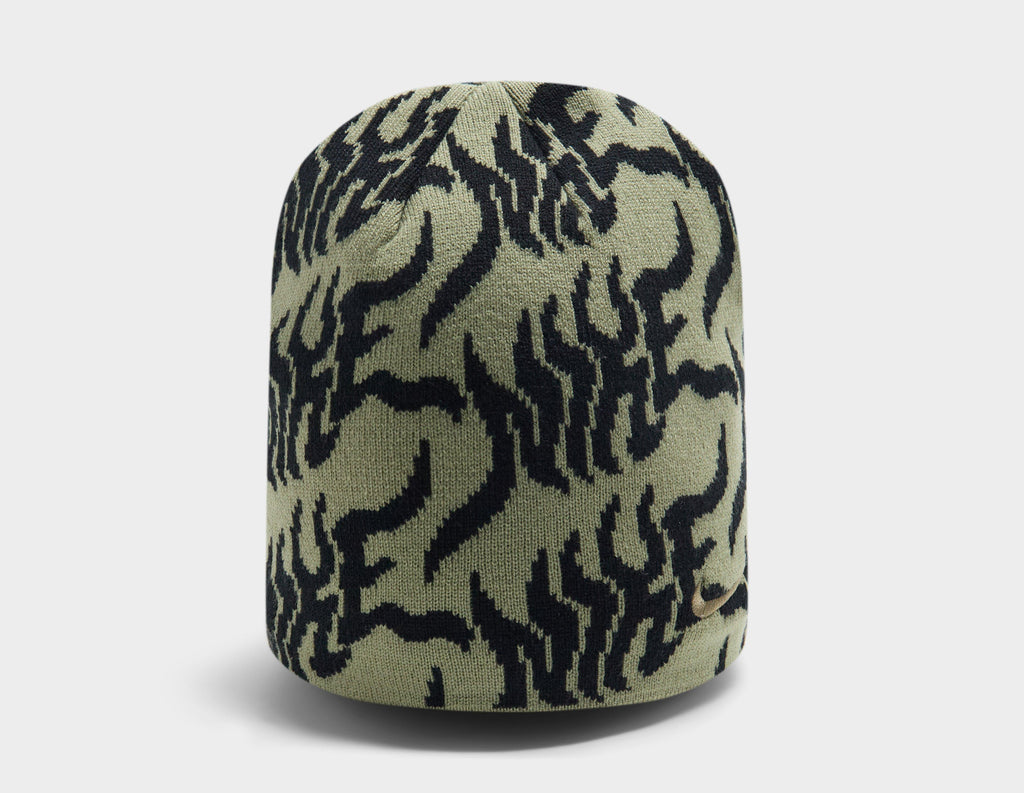 Nike Peak Graphic Beanie Hat